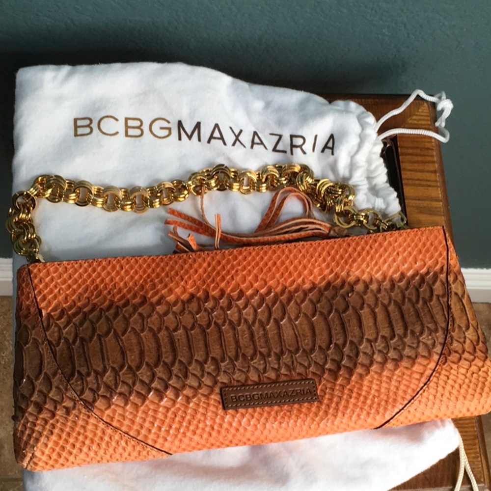 BCBG Max Azria Signature Python Snakeskin Purse - Picture 8 of 8